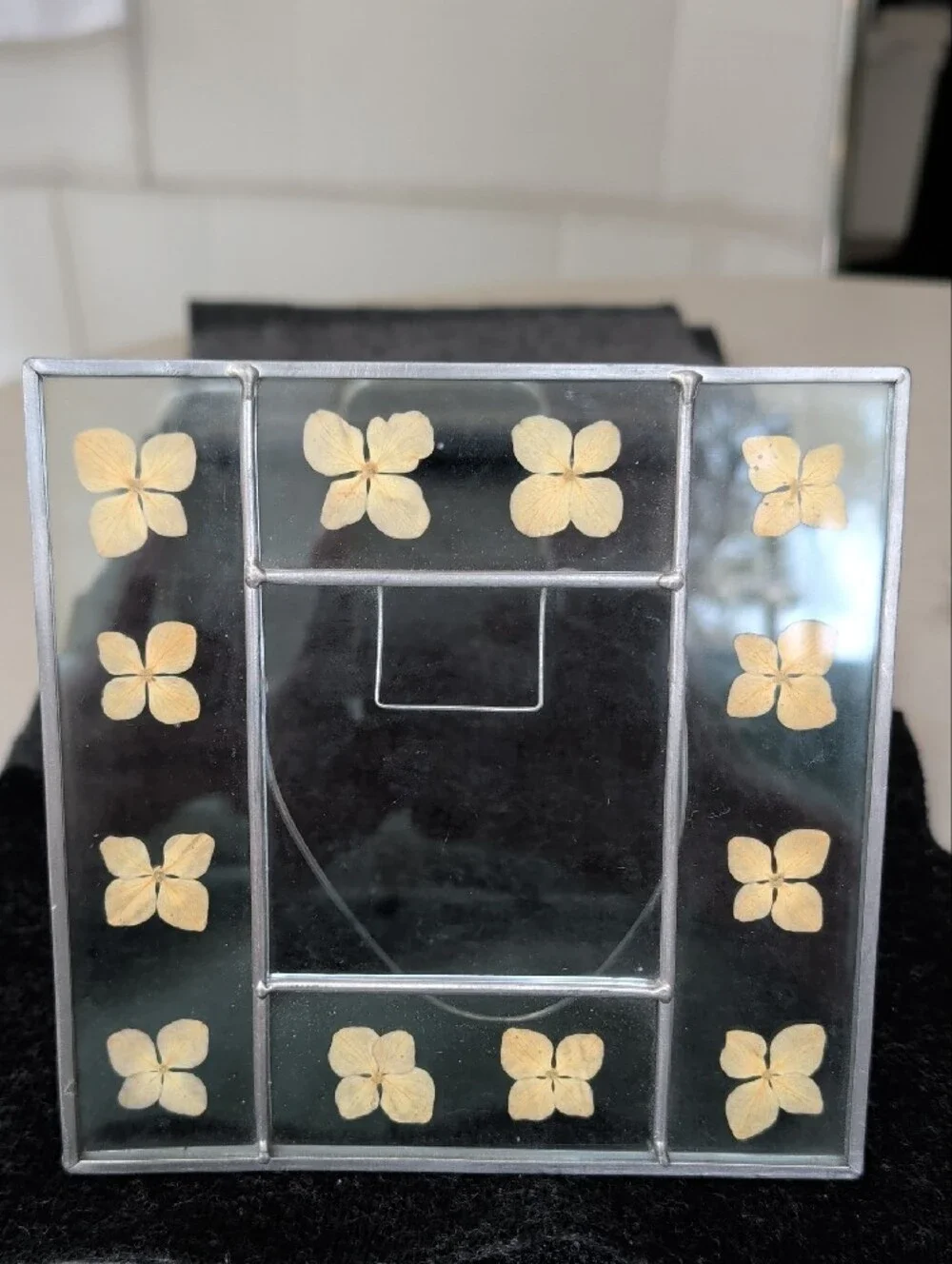 Godiva Decorative Pressed Flowers Floral Glass Picture Frame